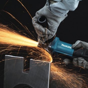 Угловая шлифовальная машина  MAKITA 9558HPG